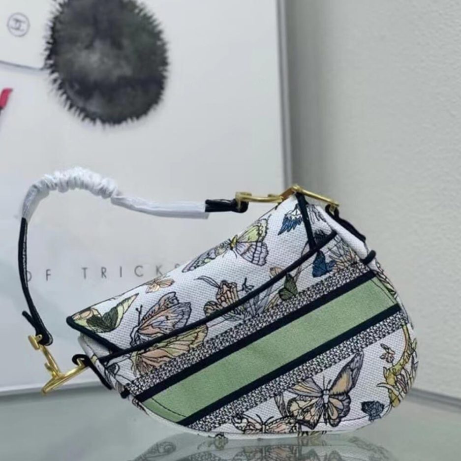 D*or saddle bag
