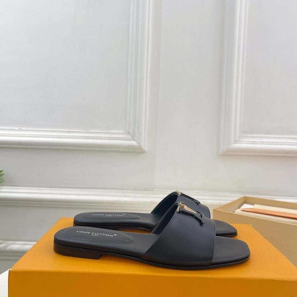 l**is V*t*n lv capri flat mule black